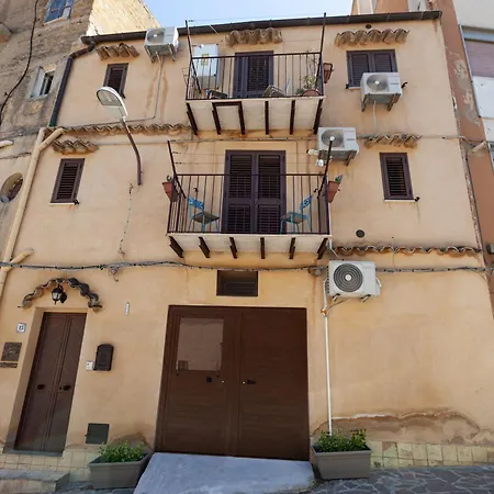 Aura Apartman *